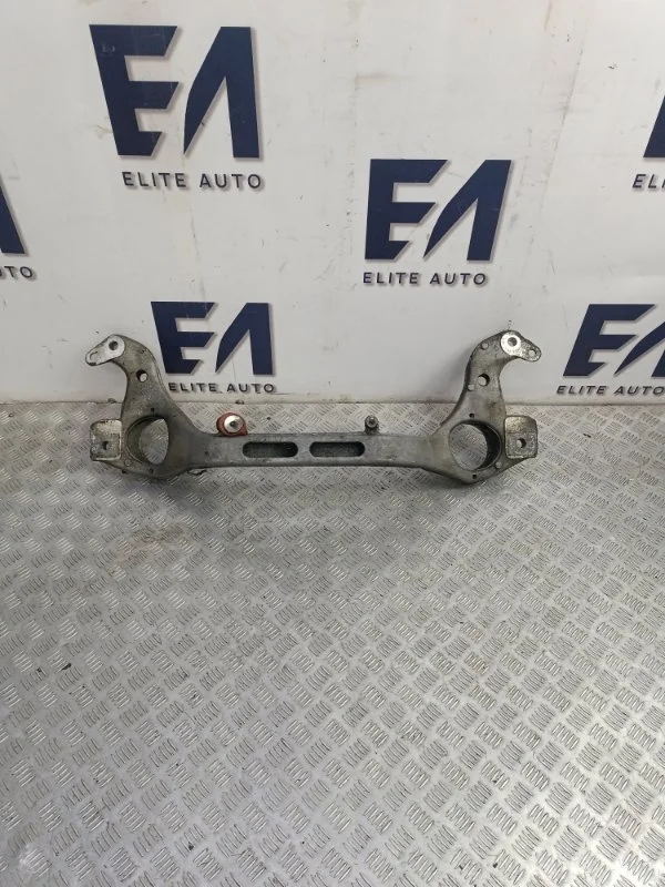 Балка поперечная VW Touareg 2003 7L6199207 7L 2.5D, передняя
