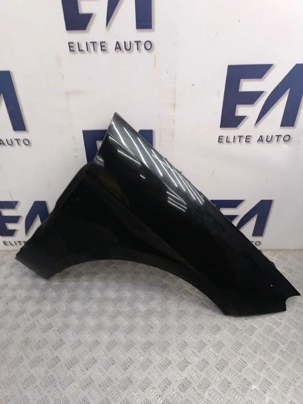 Крыло Mercedes ML 2012 A1668800506 W166 3.0D, переднее правое
