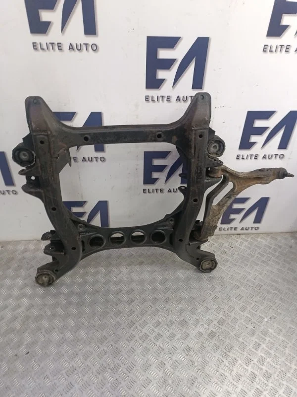 Подрамник VW Touareg 2003 7L0499030H 7L 2.5D, передний