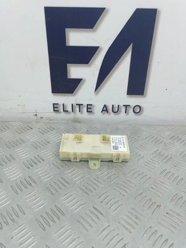 Блок управления крышкой багажника Mercedes ML 2012 A1669003708 W166 3.0D