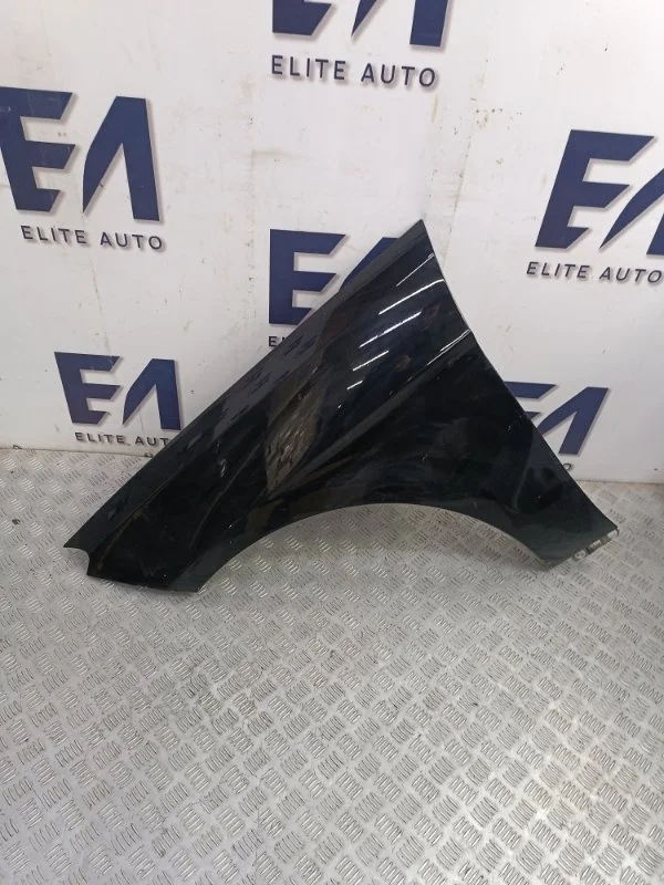 Крыло Mercedes ML 2012 A1668800206 W166 3.0D, переднее левое