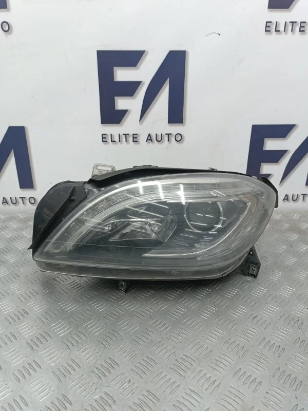 Фара Mercedes ML 2012 A1668202259 W166 3.0D, левая