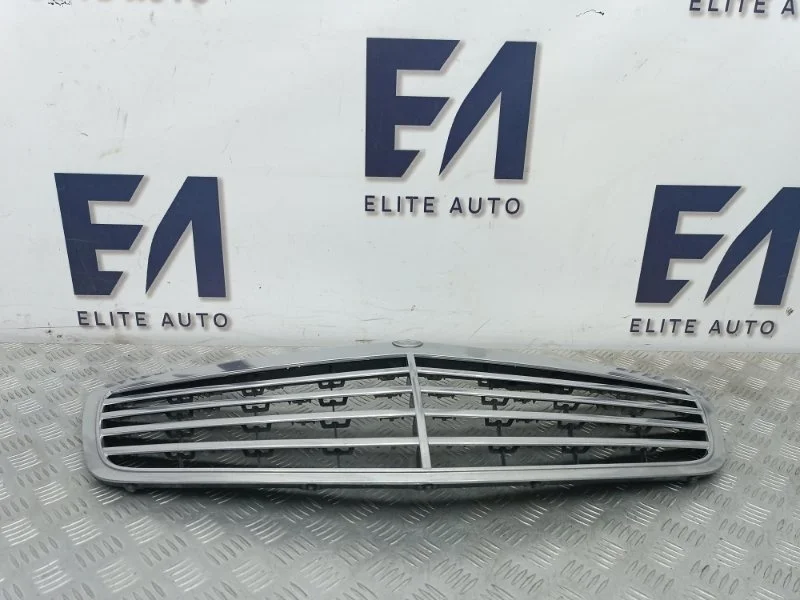 Решетка радиатора Mercedes S 2011 A2218800483 W221 3.5