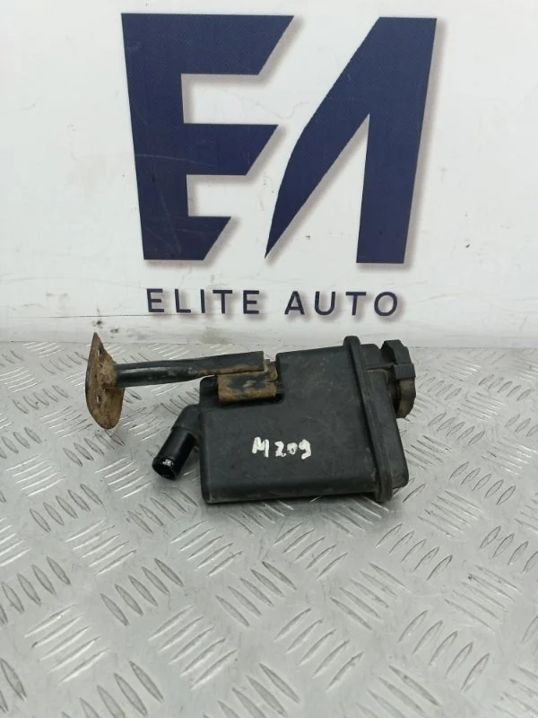 Бачок ГУР Mercedes S 2011 A2214660302 W221 3.5