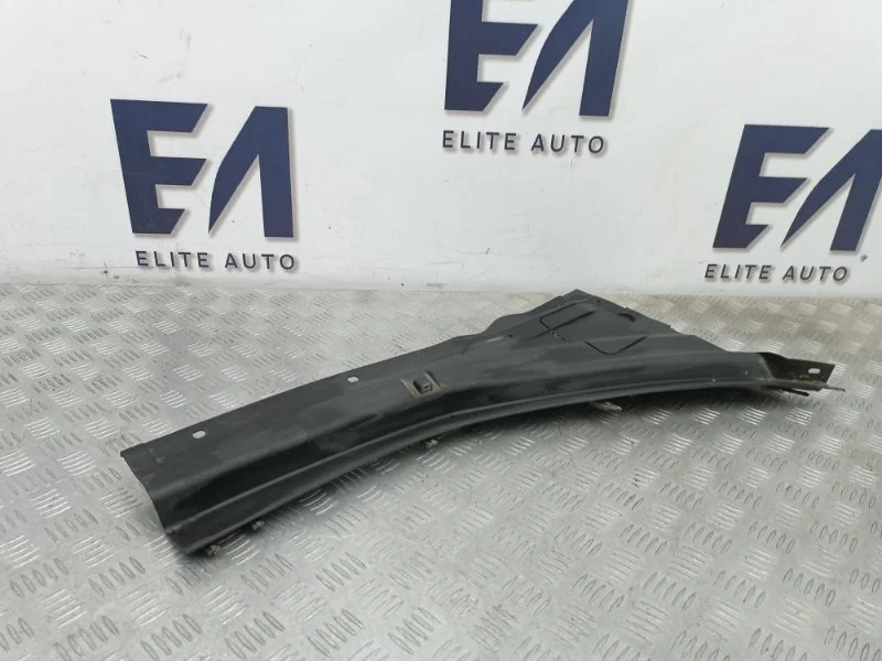 Жабо Nissan Murano 2003 66862CA000 Z50 3.5, правое