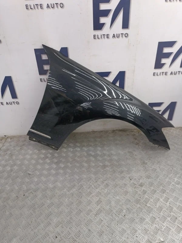 Крыло Mercedes S 2005 A2218800218 W221 3.5, переднее правое