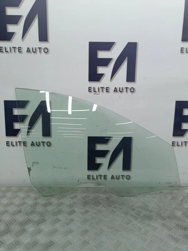 Стекло Chevrolet Cruze 2010 96845795 1.8, переднее правое