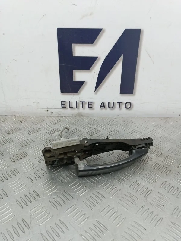 Ручка двери Chevrolet Cruze 2010 96985646 1.8, передняя правая