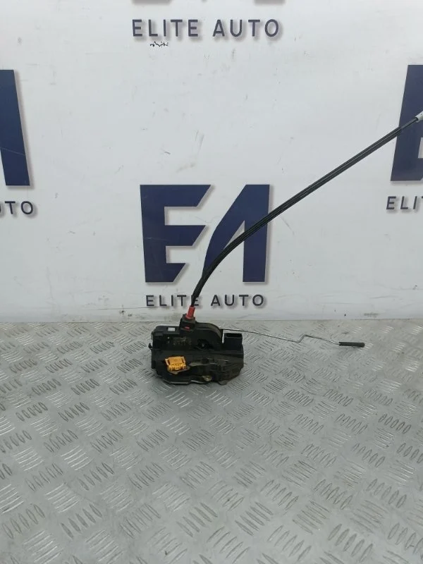Замок двери Chevrolet Aveo 2012 13579522 T300 1.6, передний левый