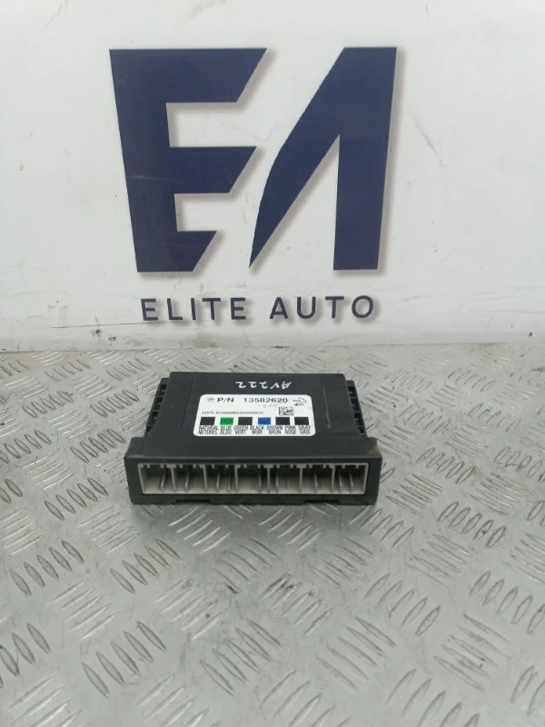 Блок комфорта Chevrolet Aveo 2012 13582620 T300 1.6
