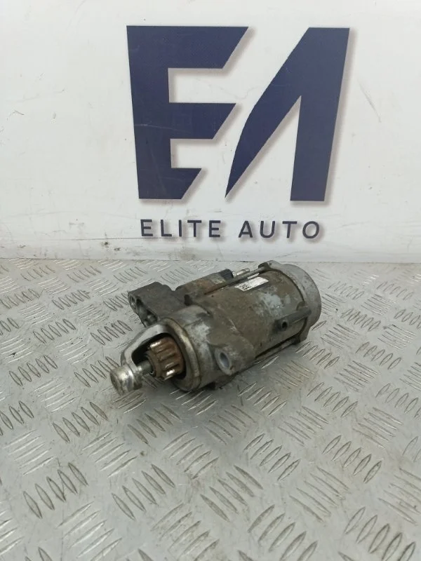 Стартер Audi A4 2012 06H911024B B8 1.8