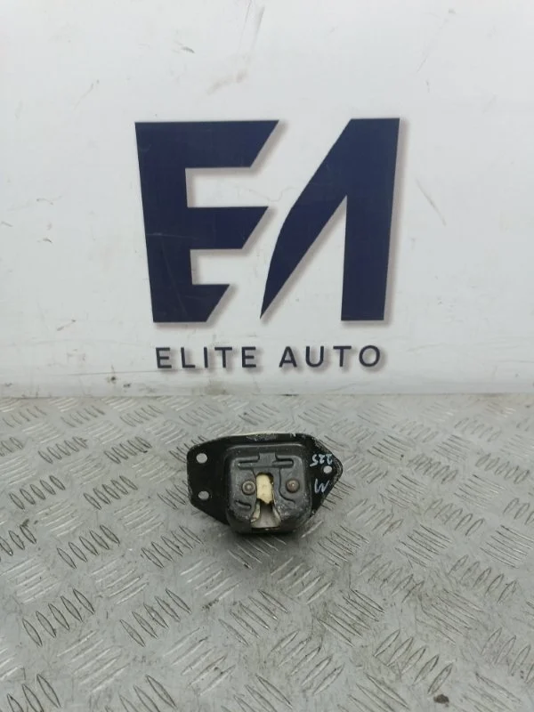 Замок багажника Nissan Murano 2005 90502EN000 Z50 3.5