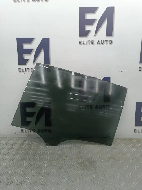 Стекло двери Mercedes R 2006 A2517350910 W251 5.0, заднее левое