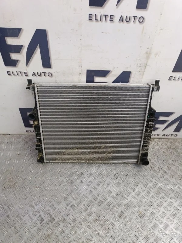 Радиатор охлаждения Mercedes R 2006 A2515000003 W251 5.0