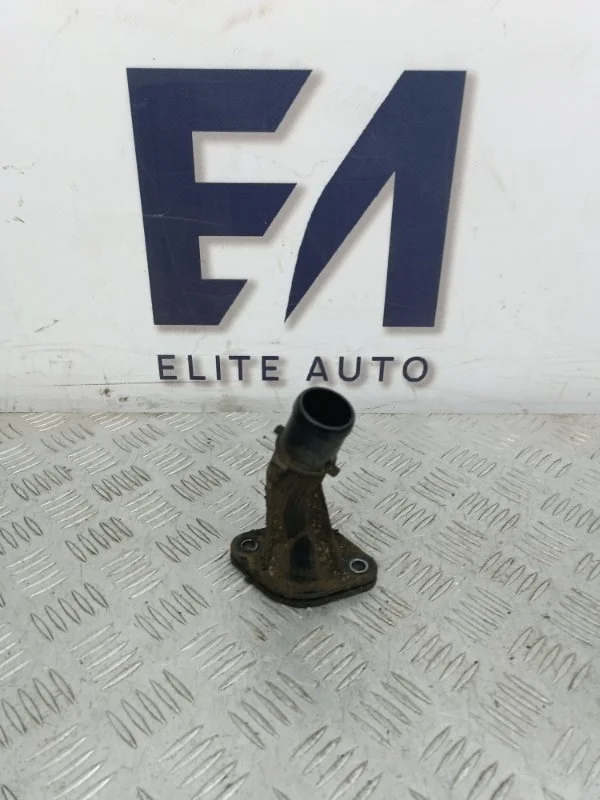 Патрубок термостата Hyundai Solaris 2017 256312B051 2 1.6
