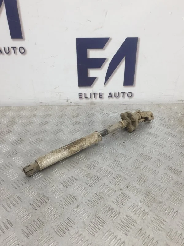 Рулевой карданчик LR Discovery 2008 QMN500250 3 4.4