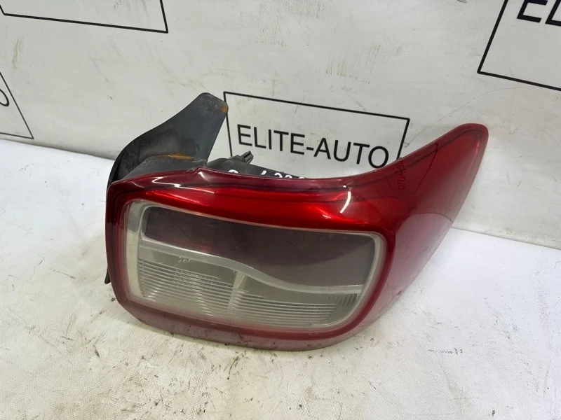 Фонарь Renault Logan 2015 265501454R 2 1.6, правый