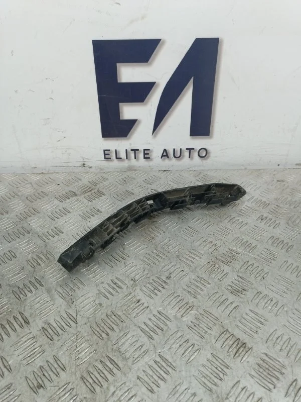 Кронштейн бампера KIA Sportage 2012 866133U000 3 2.0, задний левый