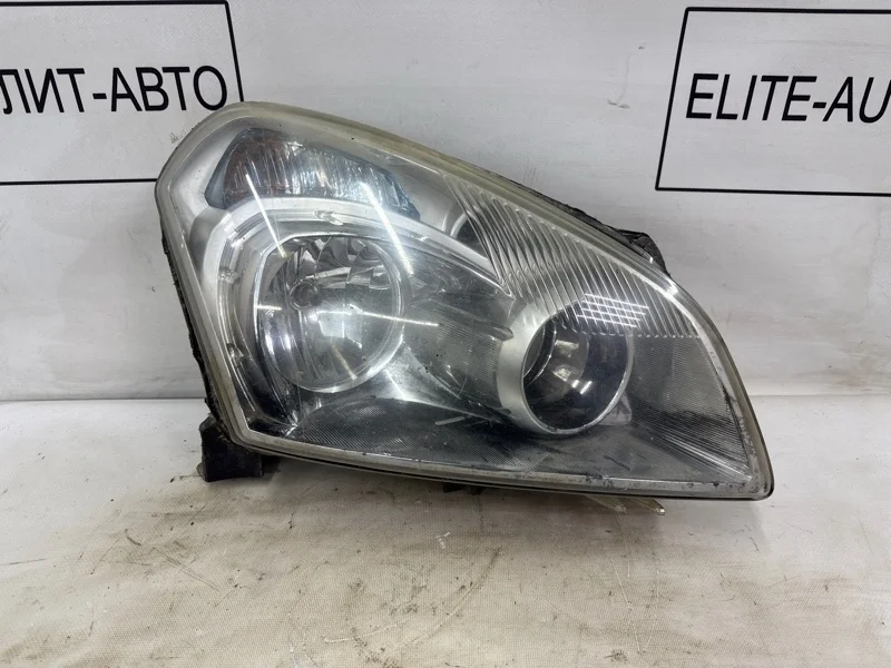 Фара Nissan Qashqai 2008 1EF23804202 J10 2.0, правая
