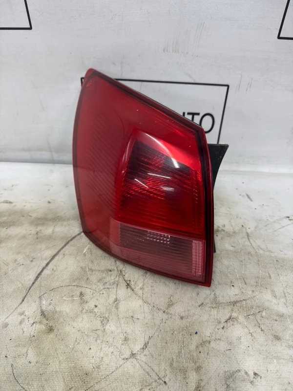 Фонарь внешний Nissan Qashqai 2008 26555JD000 J10 2.0, левый