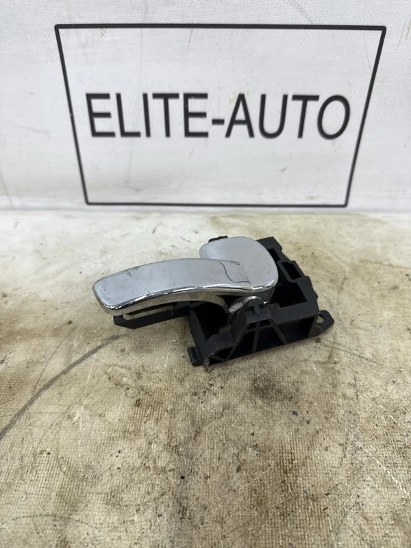 Ручка двери внутренняя Nissan Qashqai 2008 80670JD00A J10 2.0, передняя правая