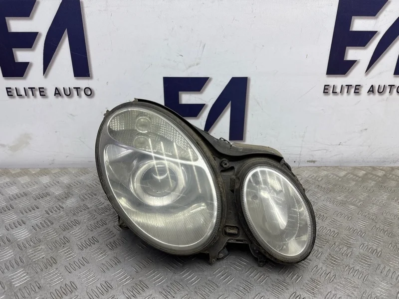 Фара ксенон Mercedes E Class 2004 A2118201461 W211 3.2D, правая