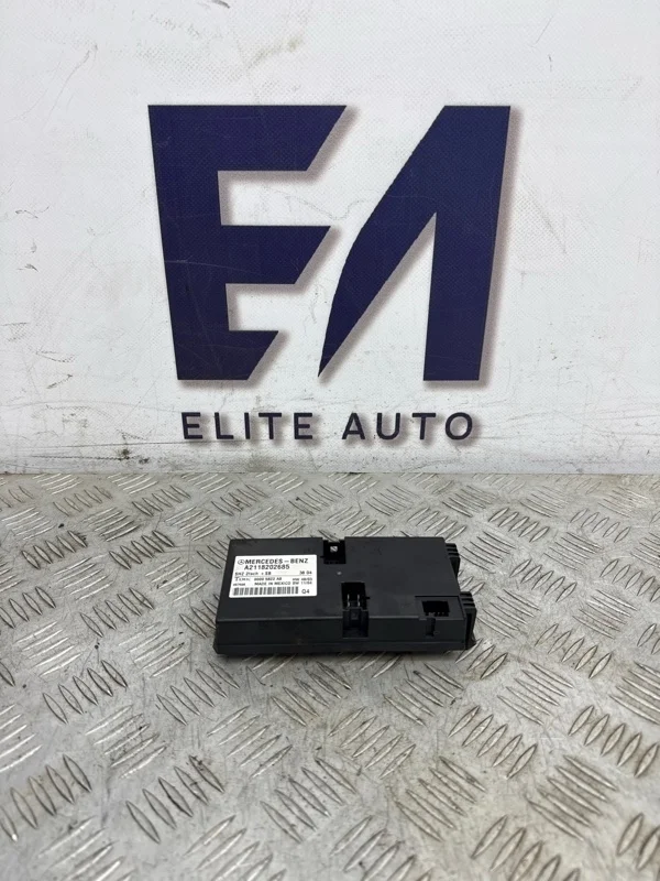 Блок управления подогревом сидений Mercedes E Class 2004 A2118202685 W211 3.2D