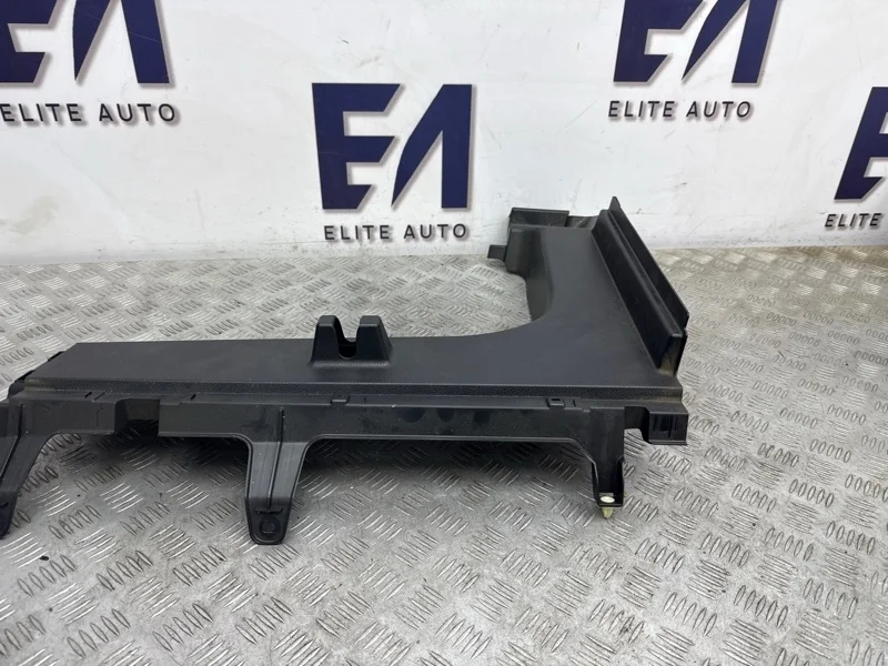 Обшивка багажника Toyota Camry 2019 6427133120 XV70 2.0, правая