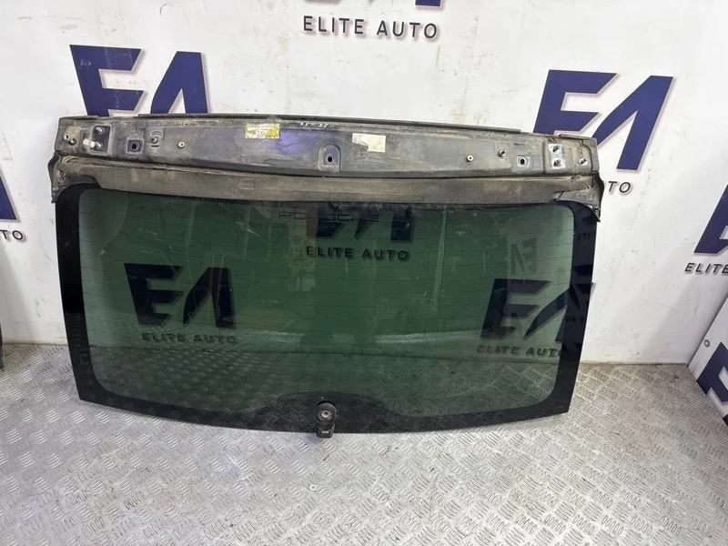Стекло крышка багажника Porsche Cayenne 2005 95554501104 955 4.5