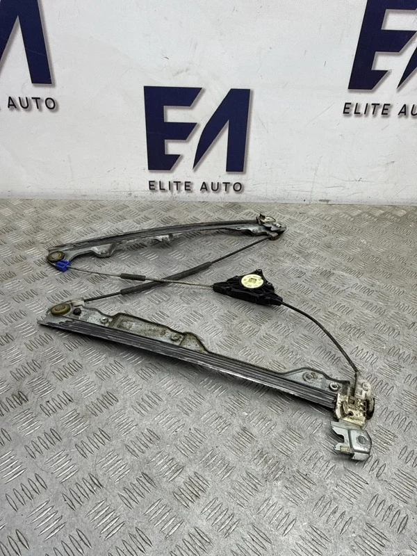 Стеклоподъемник Renault Koleos 2008 807219093R 1 2.5, передний левый