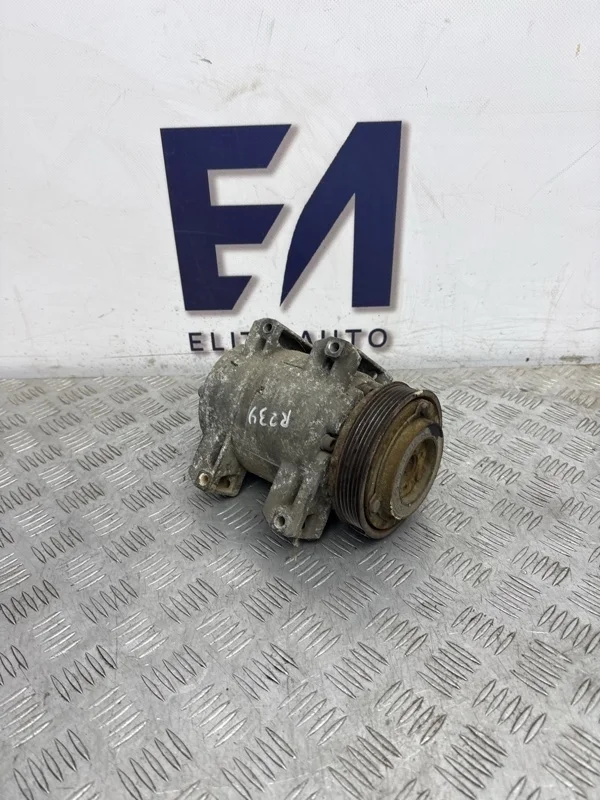 Компрессор кондиционера Renault Koleos 2008 92600JY11A 1 2.5
