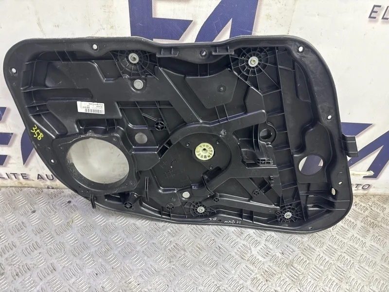 Стеклоподъемник Hyundai I40 2016 813103Z000 2.0, передний левый
