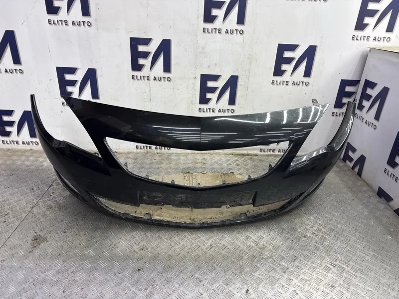 Бампер Opel Astra 2012 13266577 J 1.4, передний