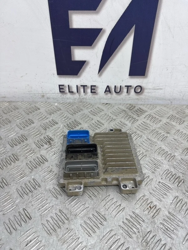 Блок управления двигателем Opel Astra 2012 12647241 J 1.4