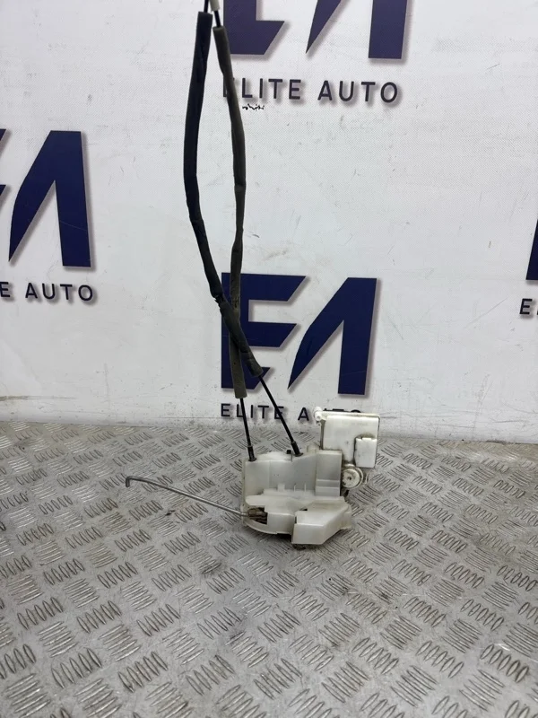 Замок двери MAzda CX-9 2008 TD1272310D 1 3.7, передний правый