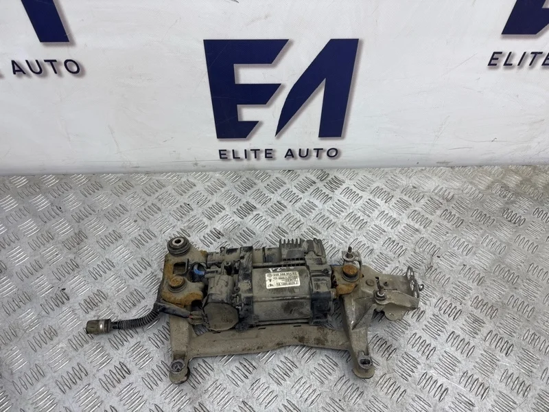 Компрессор пневмоподвески Porsche Cayenne 2011 95835890101 958 3.0D
