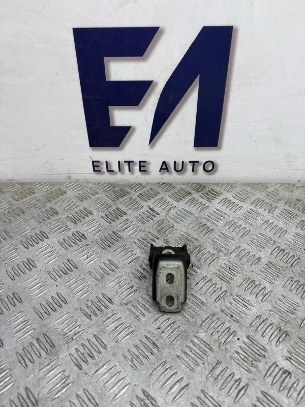 Петли двери Renault Fluence 2013 804200013R 1.6, задние правые