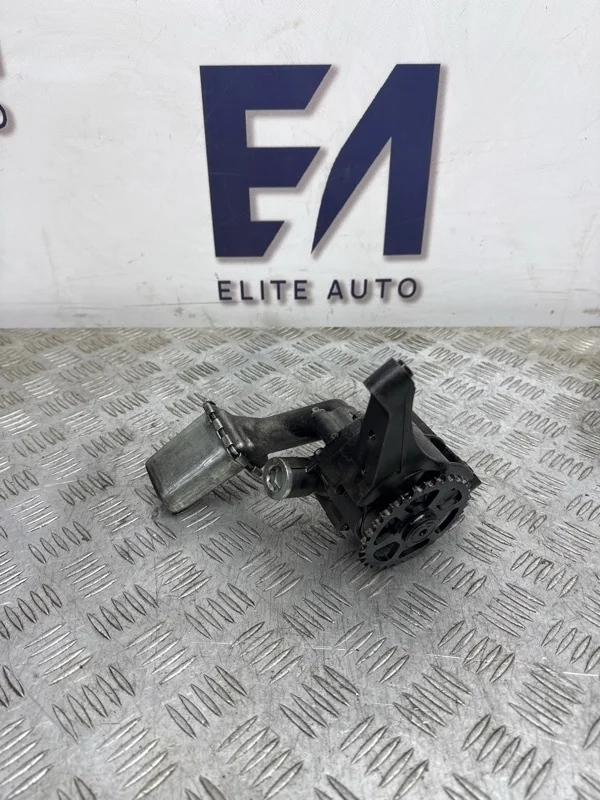 Масляный насос ДВС SsangYong Actyon Sports 2012 6711800401 2 2.0D