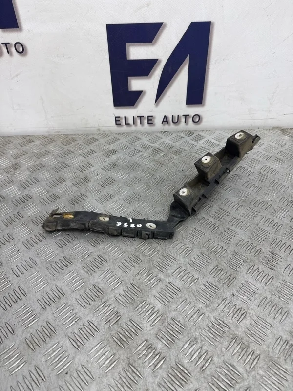 Кронштейн бампера Opel Corsa 2008 13179903 D 1.4, задний левый