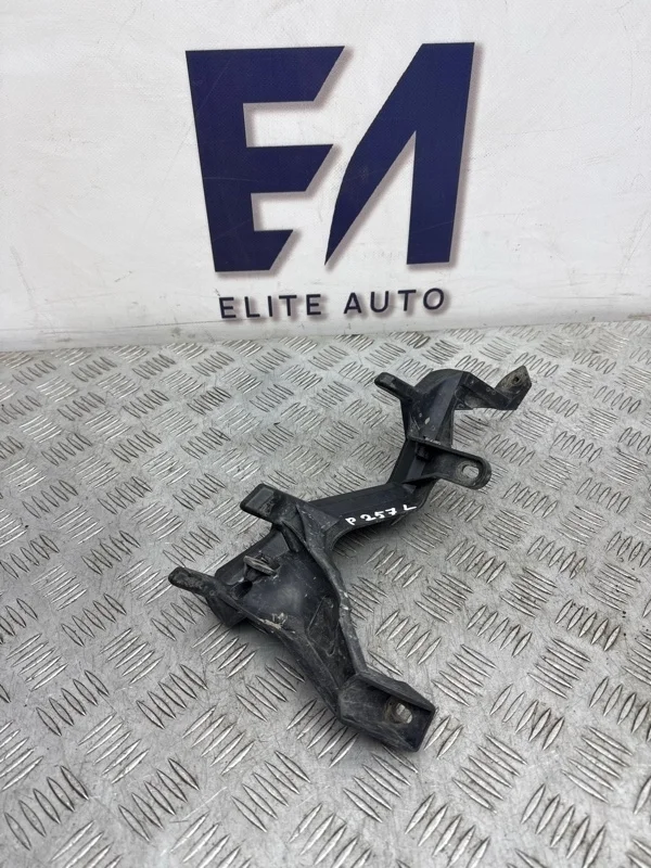 Кронштейн бампера Porsche Cayenne GTS 2008 7L5807889 957 4.8, передний левый