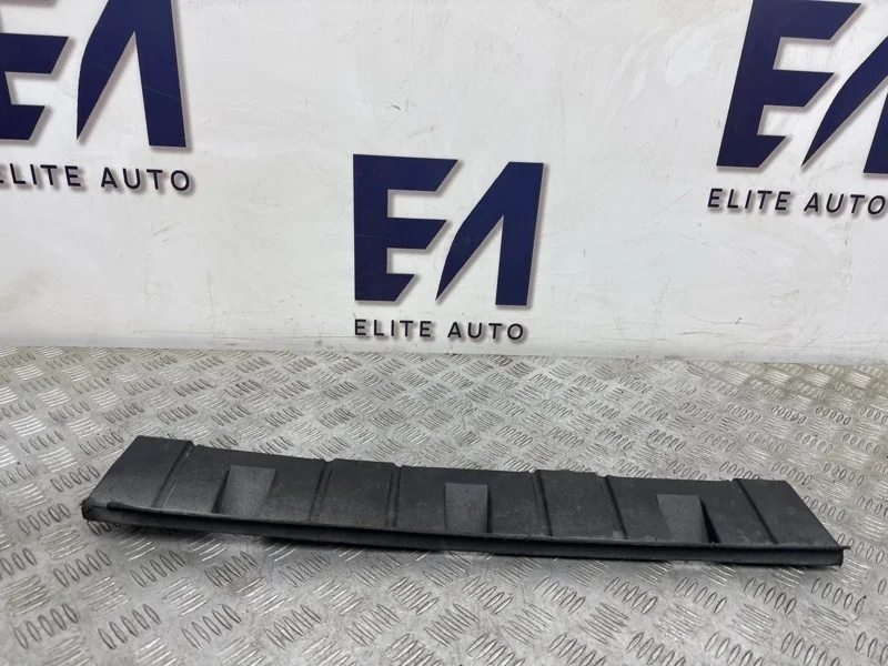 Дефлектор радиатора VW Tiguan 2008 5N0805903 1 1