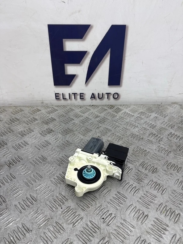 Моторчик стеклоподъемника VW Tiguan 2008 5N0959704 1 1, задний правый