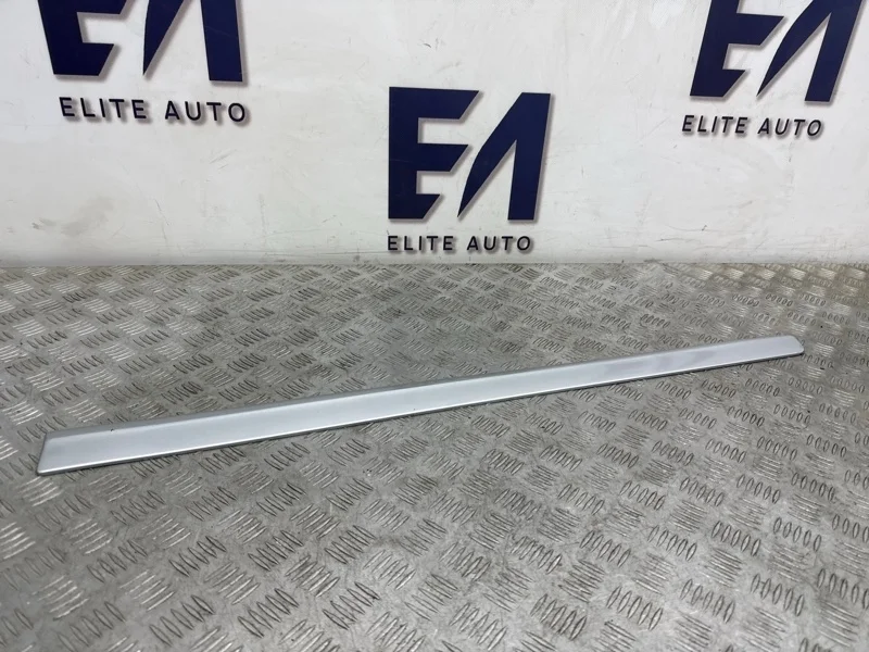 Молдинг двери VW Tiguan 2008 5N0853516 1 1, передний правый