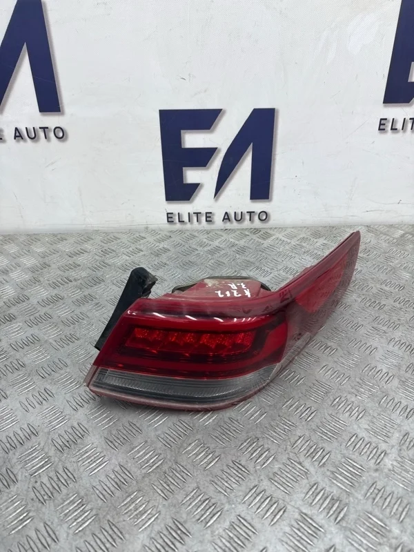Фонарь внешний KIA Optima GT 2016 92402D4200 4 2.0T, правый