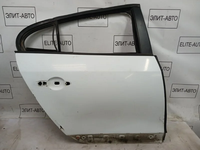 Дверь Renault Fluence 2012 821009100R 1.6, задняя правая