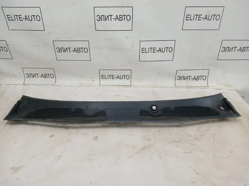Жабо Renault Fluence 2012 668110020R 1.6