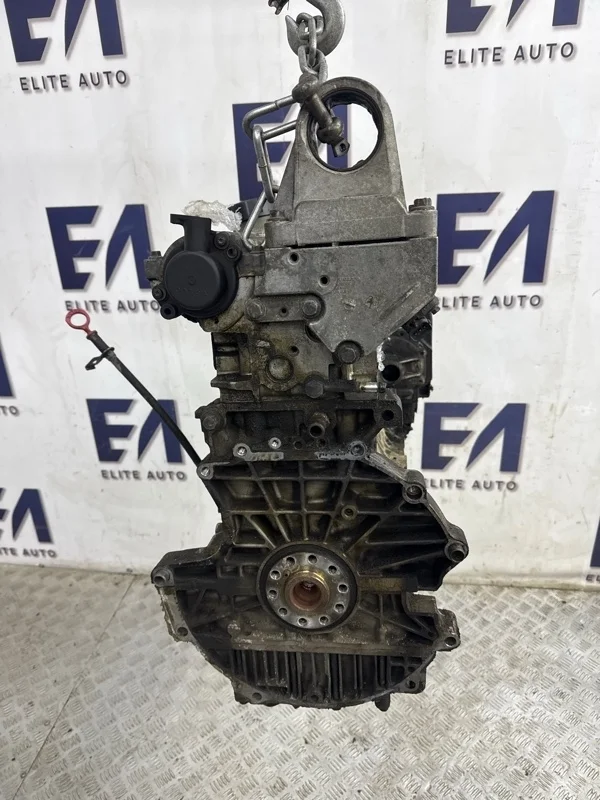 Двигатель B5254T2 Volvo XC70 2005 8251100 2.5T