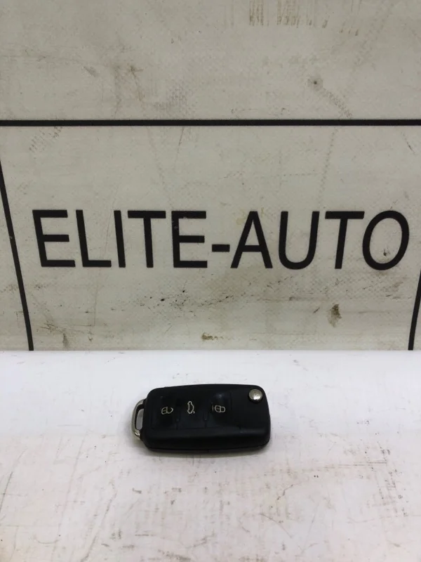 Ключ зажигания VW Jetta 2013 5K0837202AJ 6 1.4T