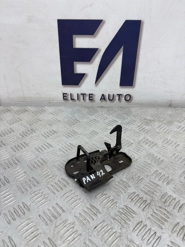 Замок капота Porsche Panamera 1 2010 1T0823480A 970 4.8