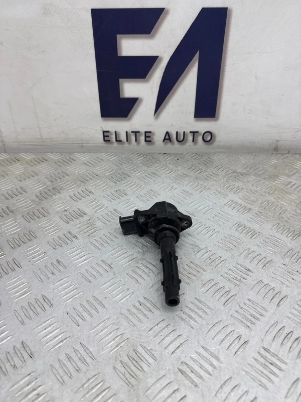 Катушка зажигания Mercedes S 2008 A0001502780 W221 5.5